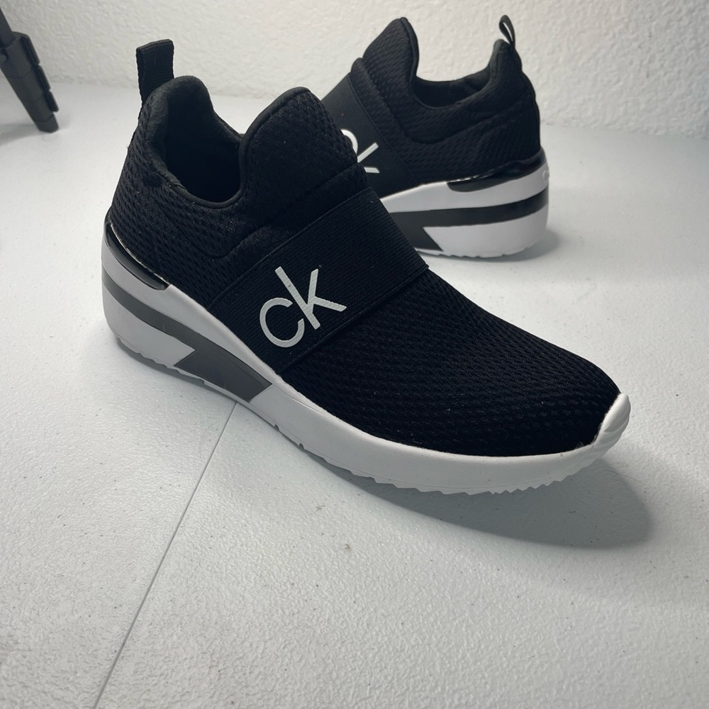 Calvin Klein KCDELFI-R Women’s Black/White Mesh Slip-On Wedge Sneaker-Size: 7M